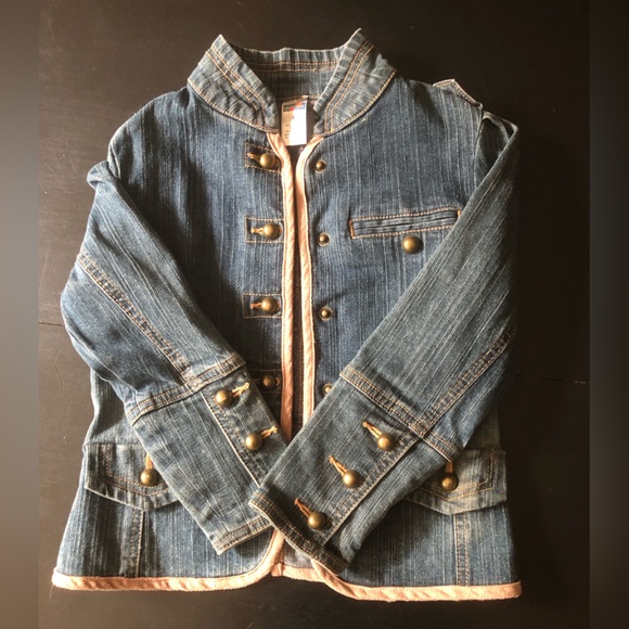 Girls Vintage Denim Jacket Size 6! ✨ - Picture 1 of 5